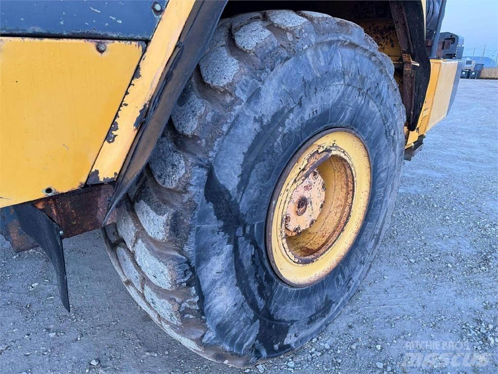 Komatsu HM 400-2 Dumpers articolati