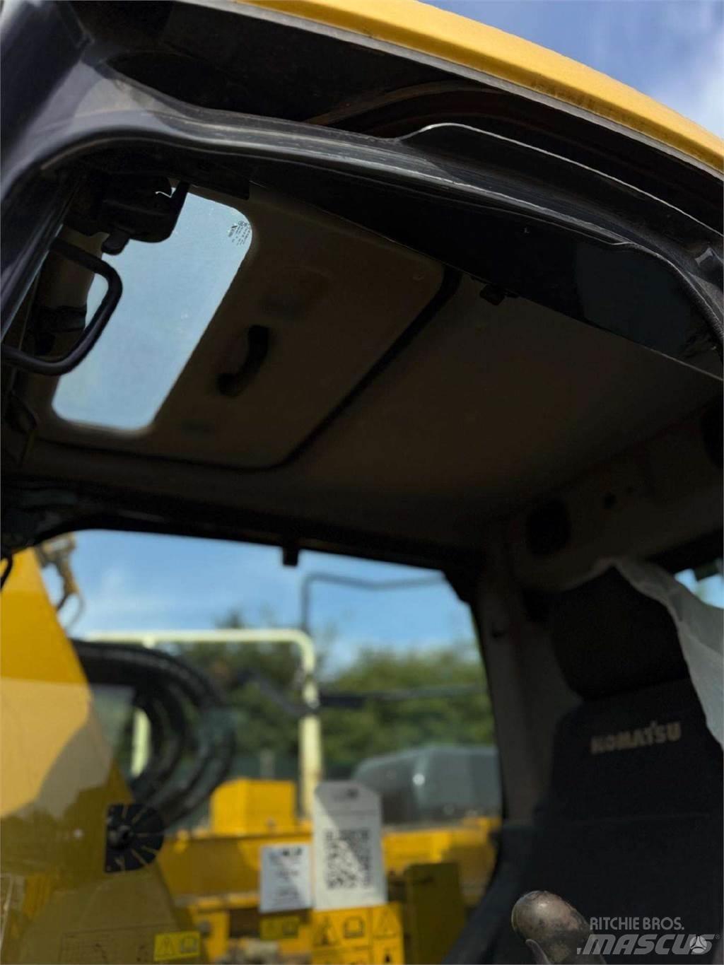 Komatsu PC138US Escavatori cingolati