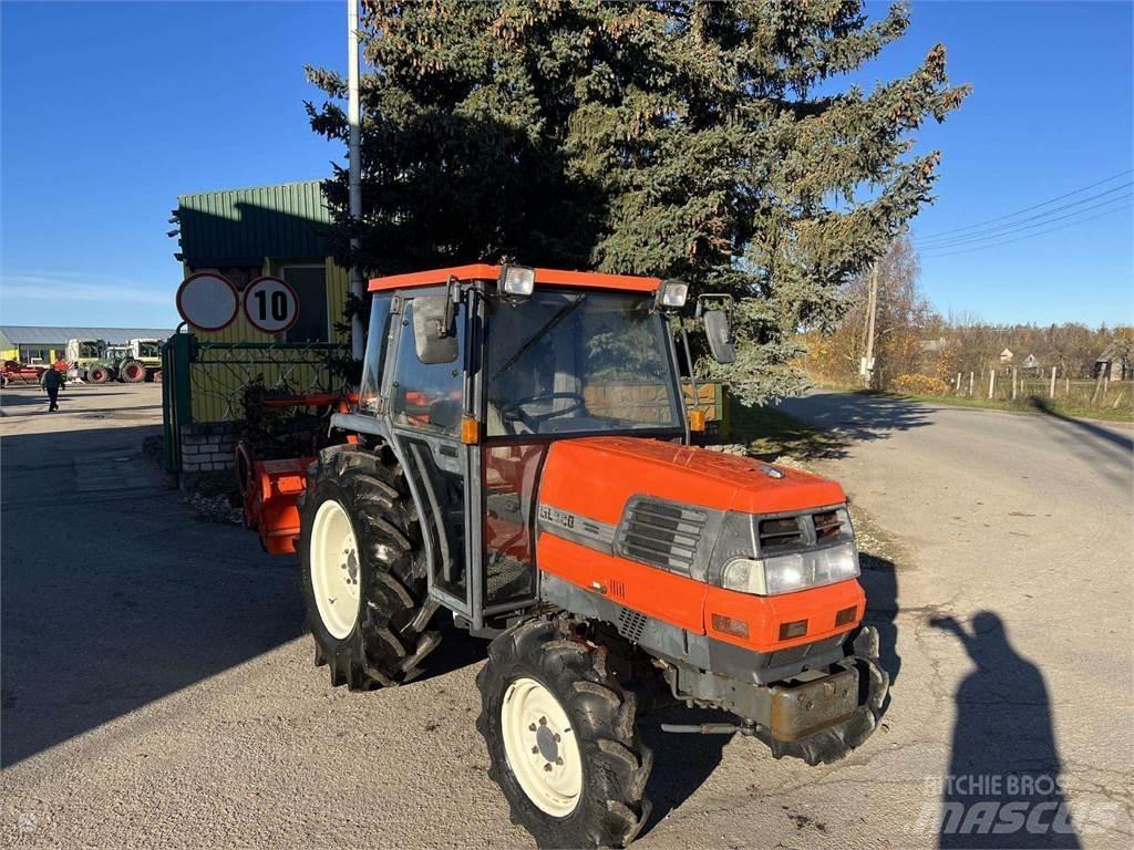 Kubota GL320 Trattori