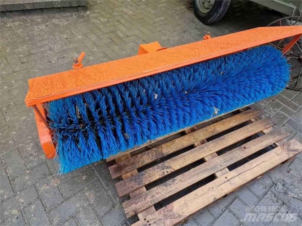 Kubota L245dt Trattori