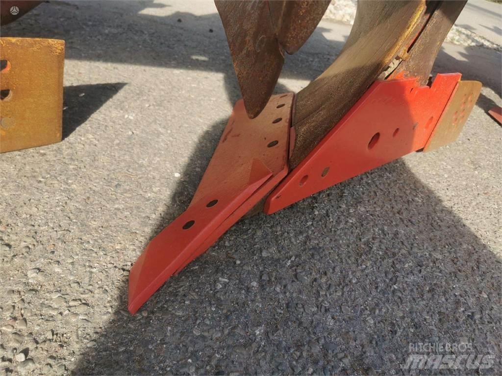 Kverneland F160 Aratri convenzionali