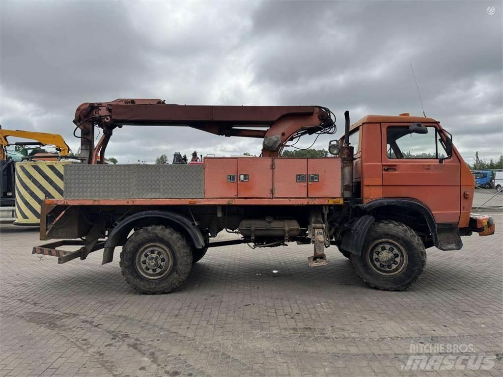 MAN 9.150 4x4 14m. Piattaforme autocarrate