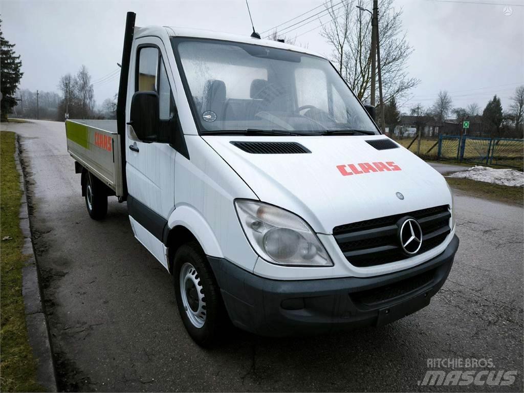 Mercedes-Benz  Auto