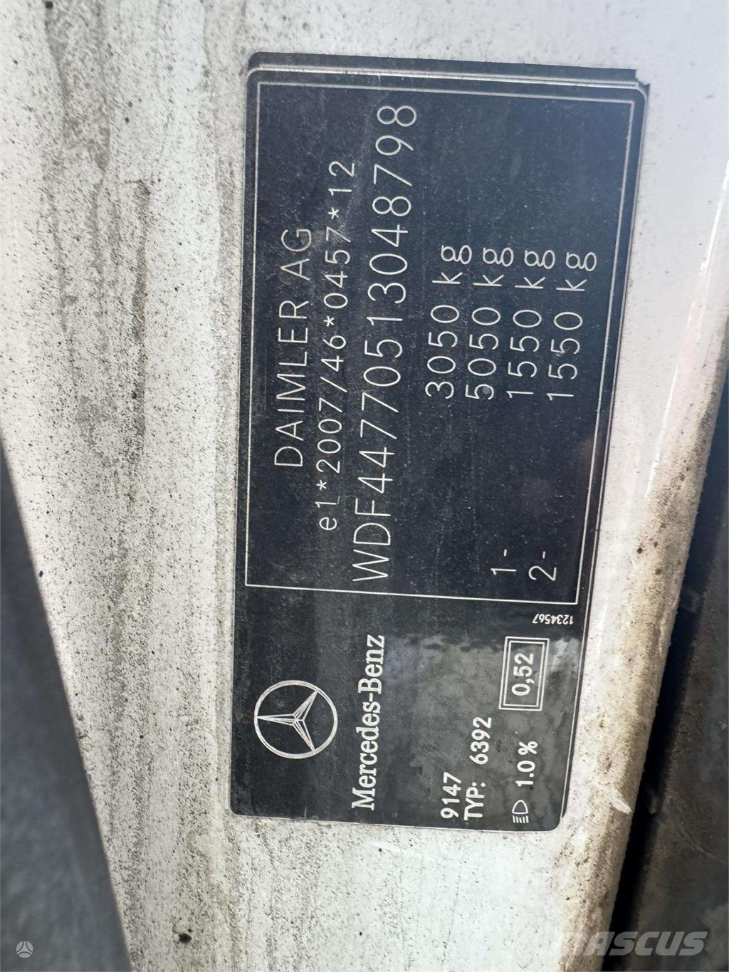 Mercedes-Benz  Auto