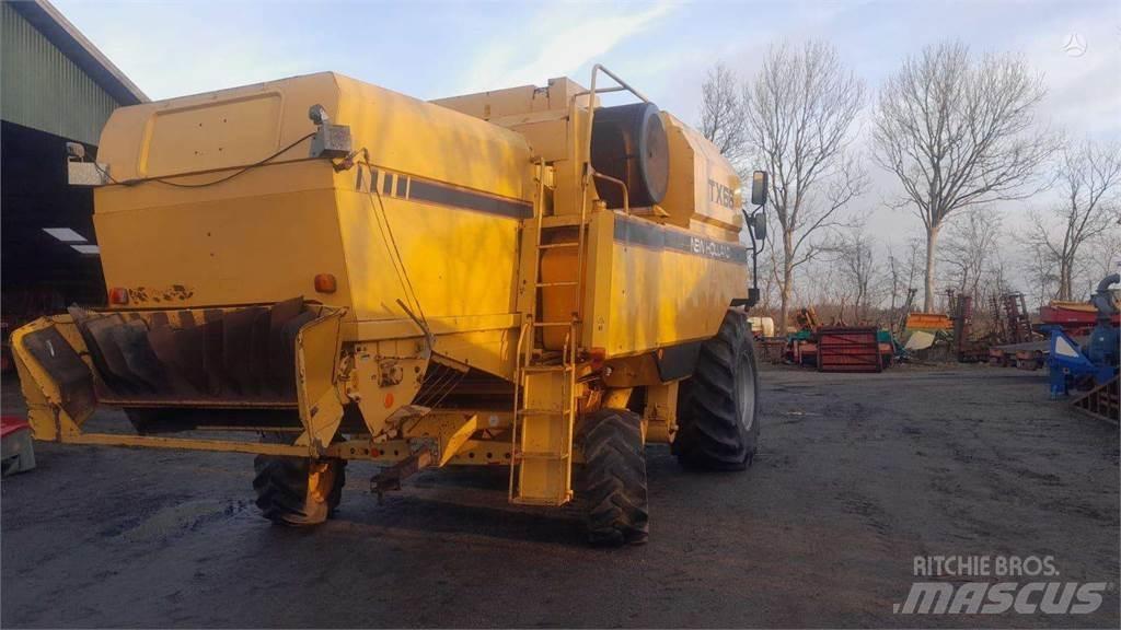 New Holland TX 66 Mietitrebbiatrici