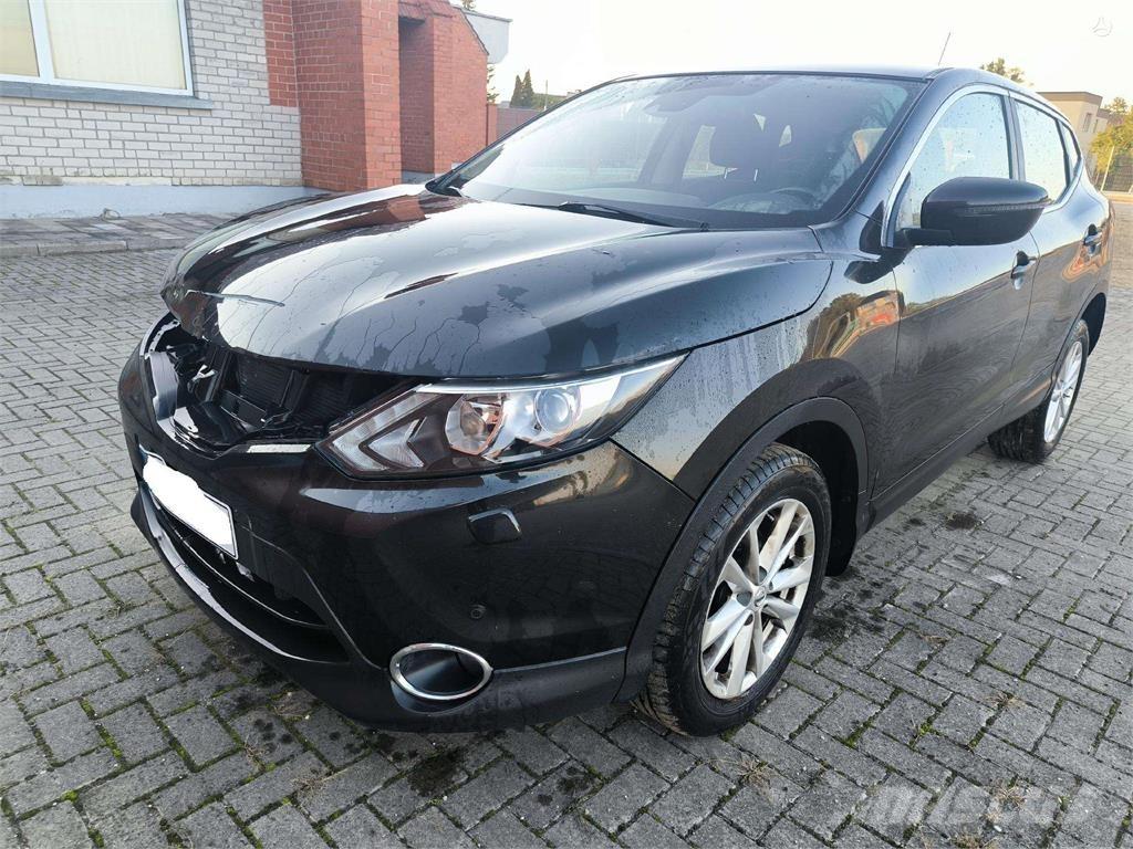 Nissan  Auto