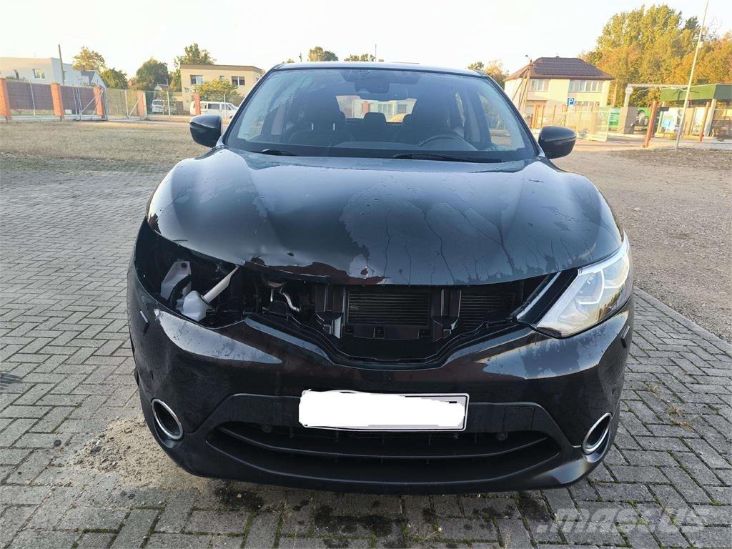 Nissan  Auto