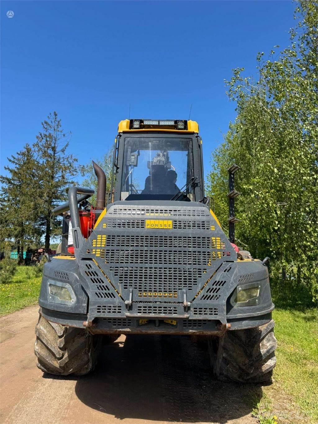 Ponsse Buffalo Forwarder
