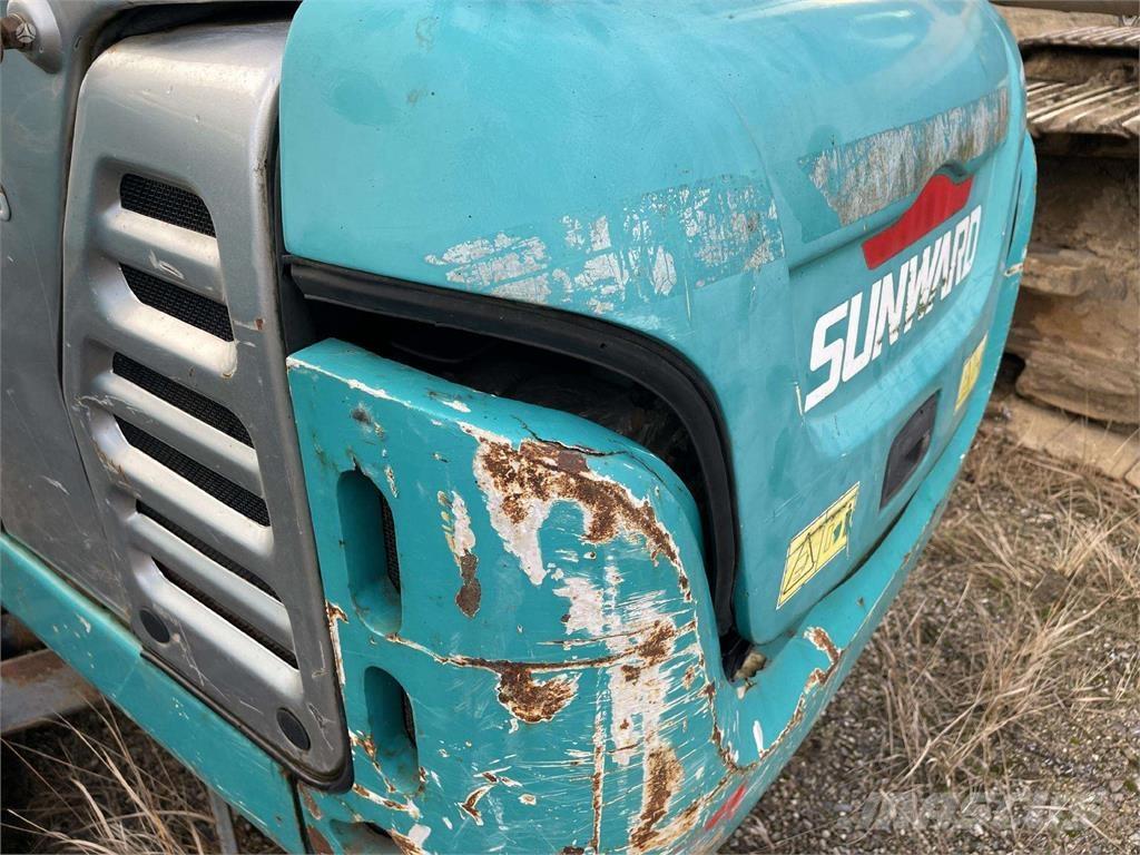 Sunward SWE20B Miniescavatori
