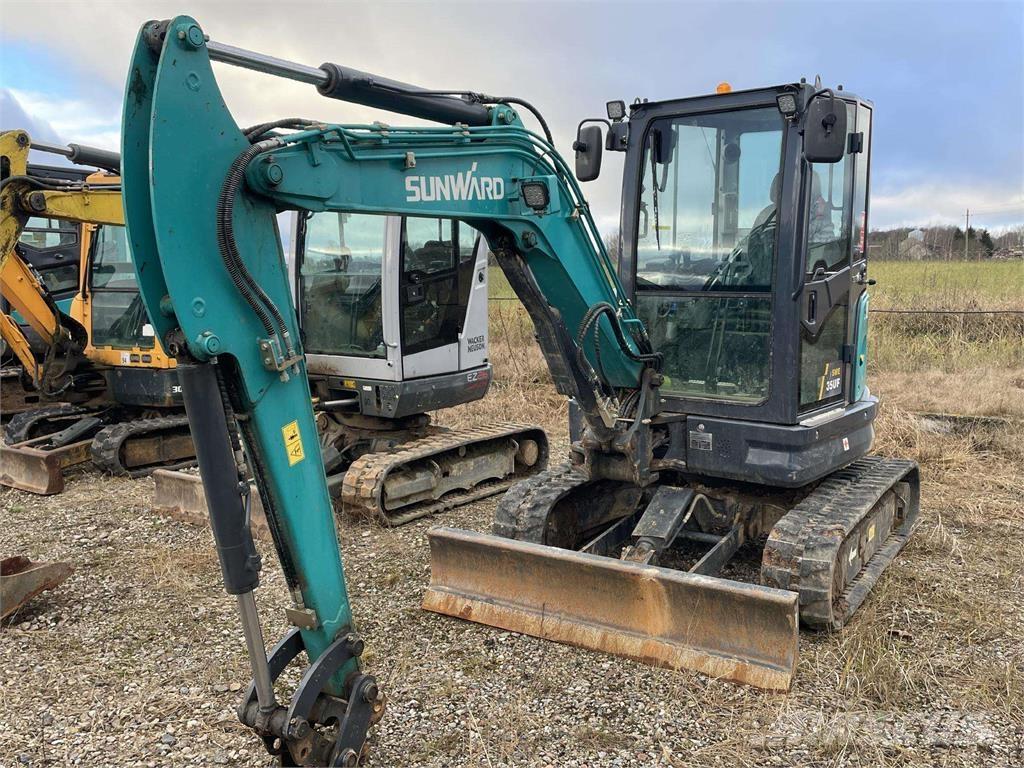 Sunward SWE35UF Miniescavatori