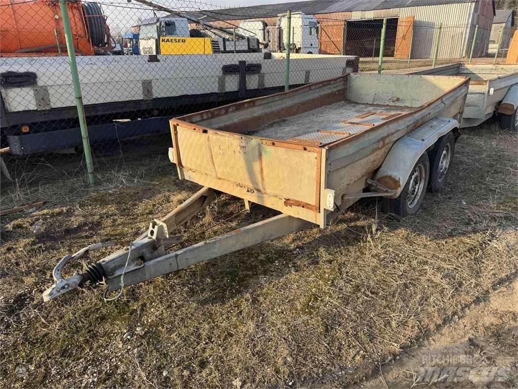 Tauras BZ 2530 Rimorchi leggeri