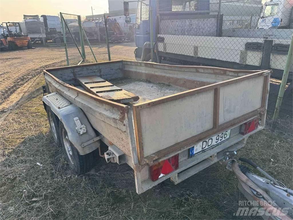 Tauras BZ 2530 Rimorchi leggeri