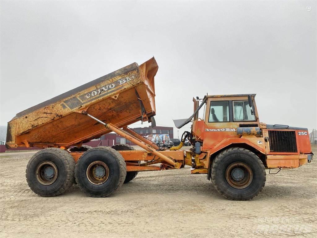 Volvo A25C , Nr.1 Dumpers articolati