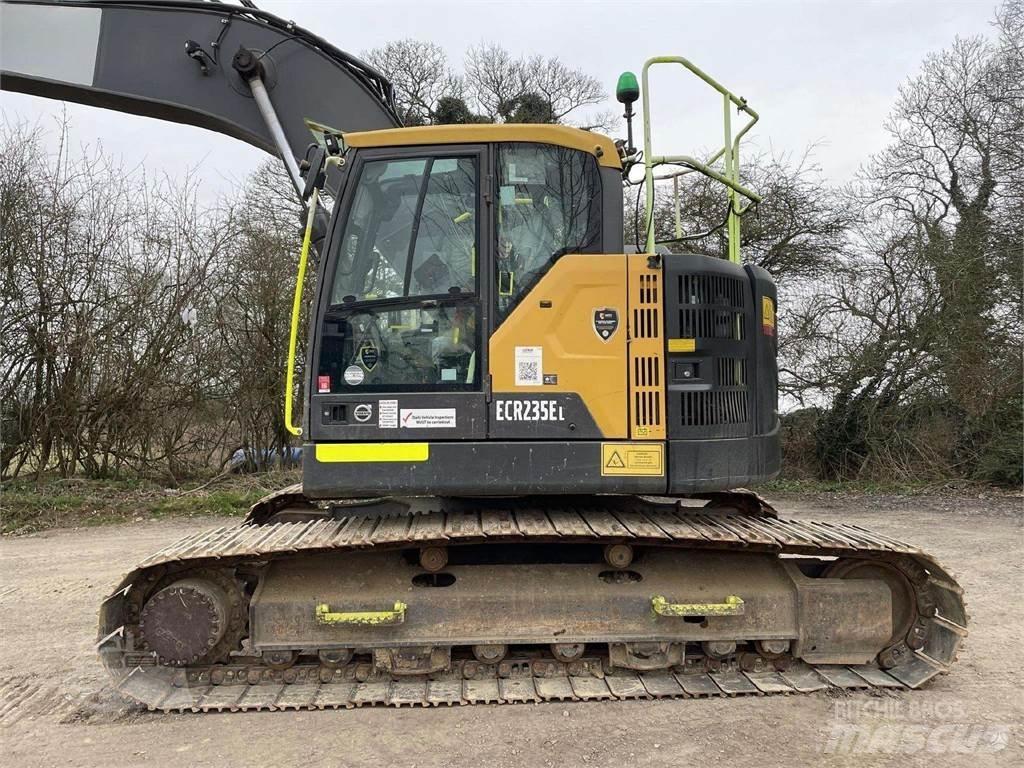 Volvo ECR235EL Escavatori cingolati