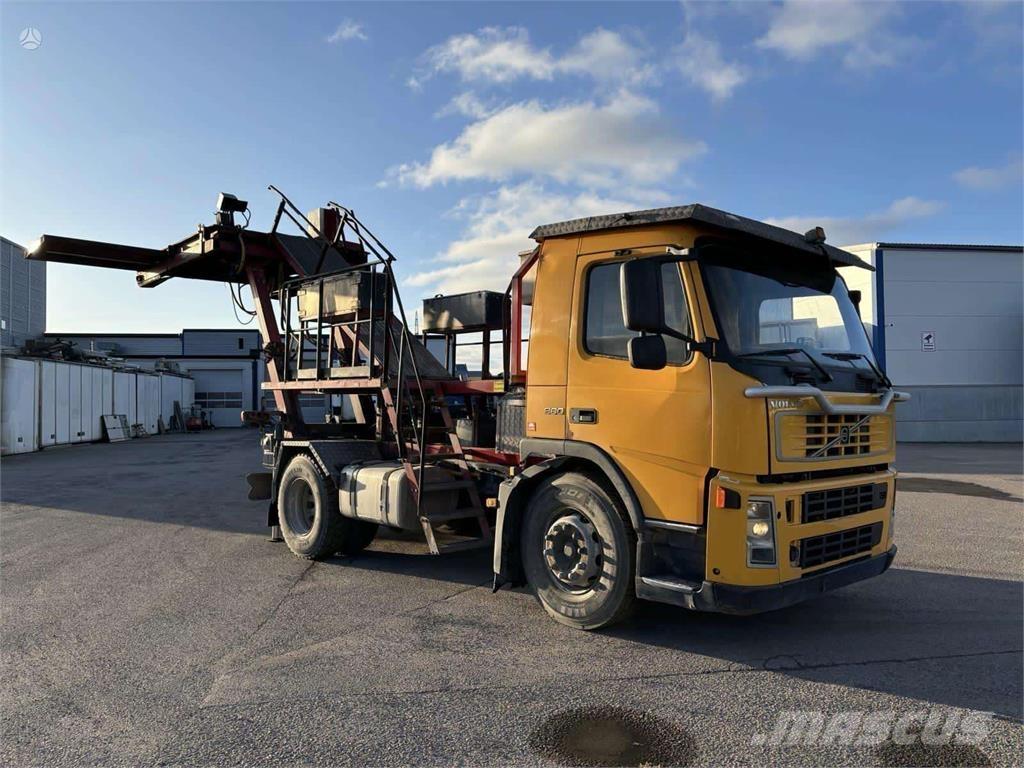 Volvo FM9 260 4x2 Piattaforme autocarrate