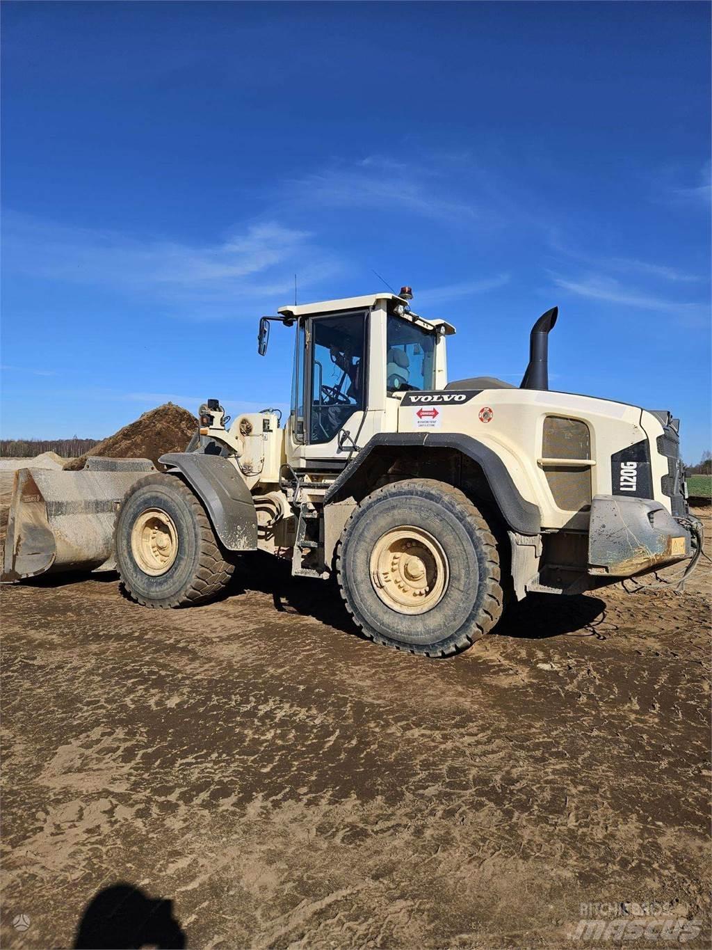 Volvo L120G Pale gommate