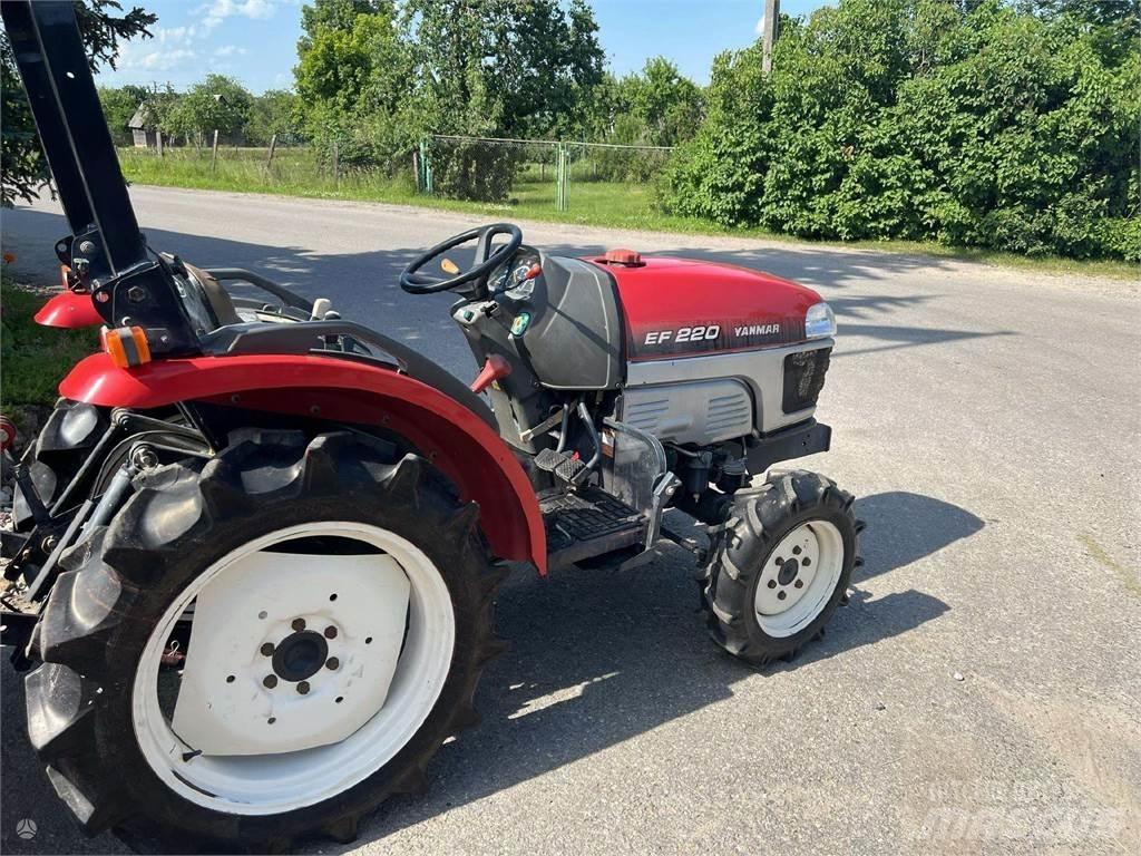Yanmar EF 220 Trattori