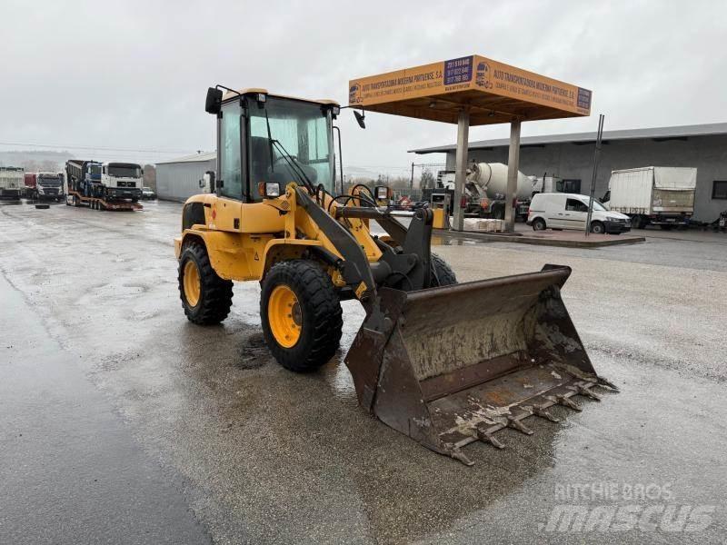 Volvo L 30 Mini pale