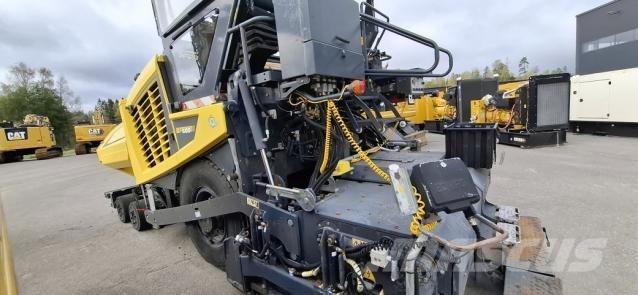 Bomag BF600P-2 Finitrici