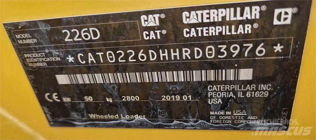 CAT 226D Mini Pale Gommate