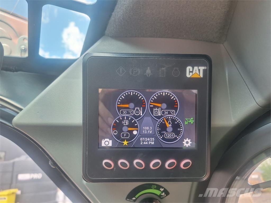 CAT 226D3 Pale gommate