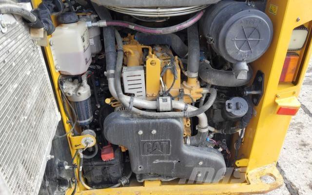 CAT 259D HF Mini Pale Gommate