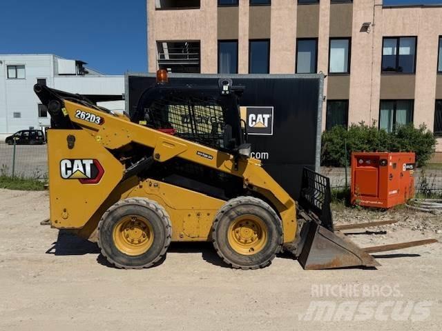CAT 262D3 Mini Pale Gommate