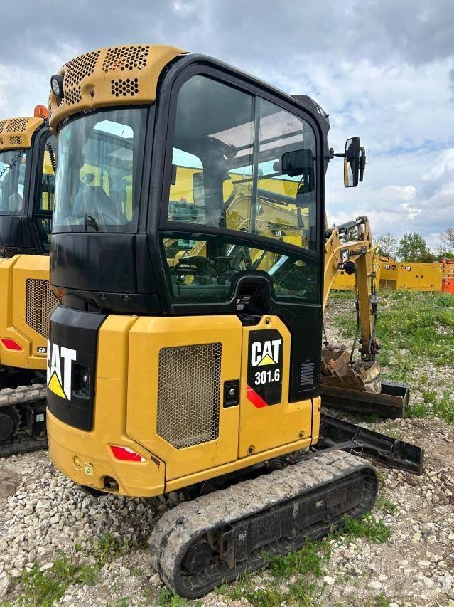 CAT 301.6 Miniescavatori