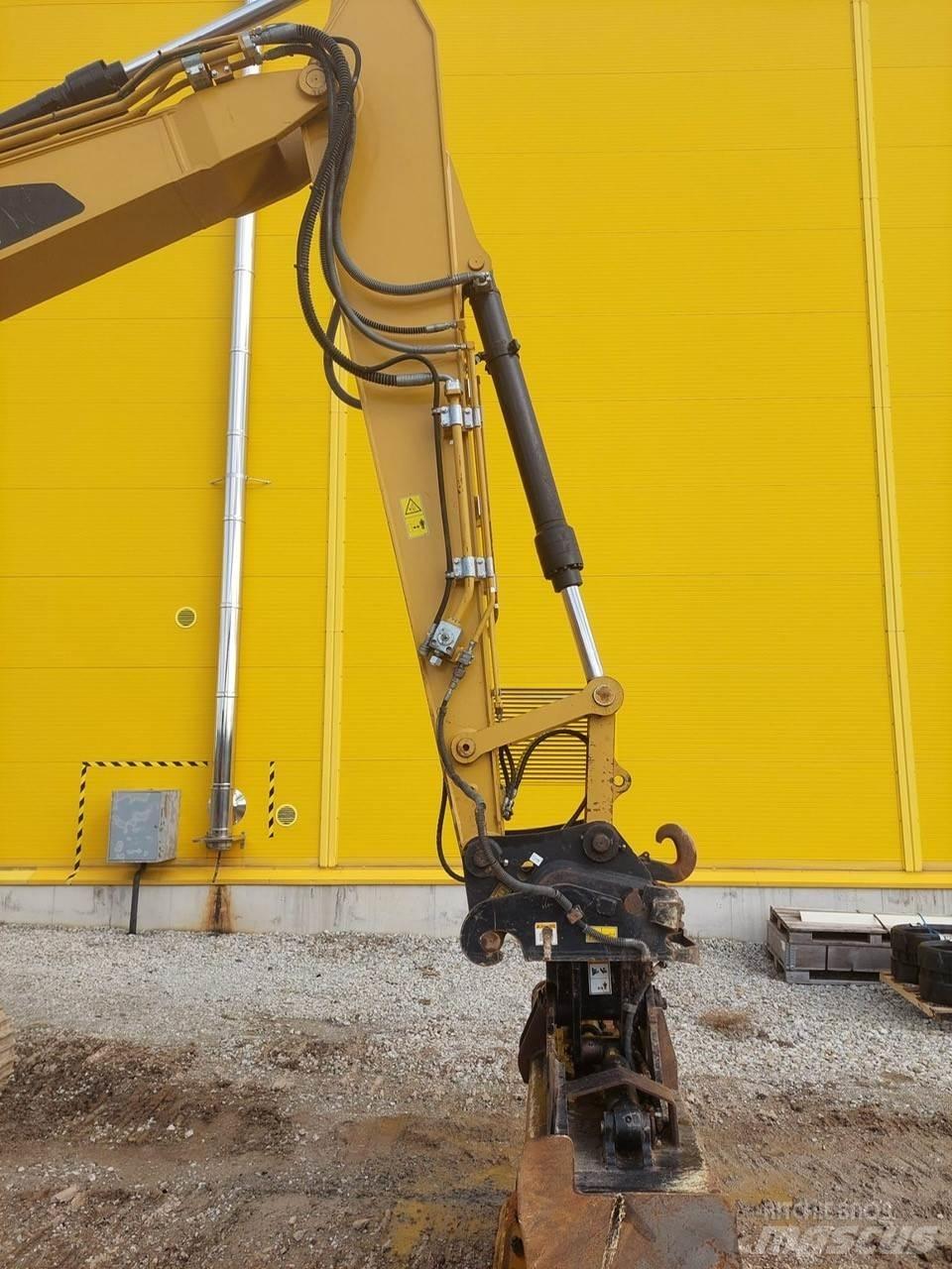 CAT 313 FL Escavatori cingolati