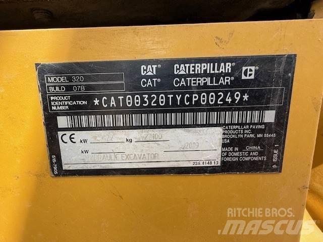 CAT 320 Escavatori cingolati