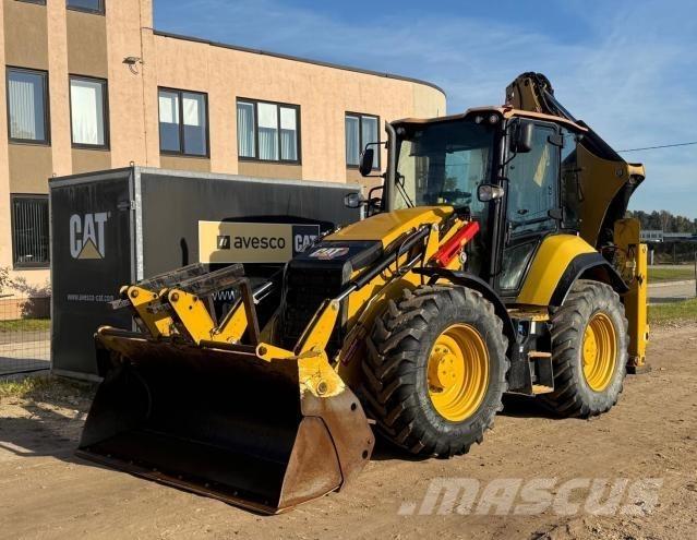 CAT 444 Terne
