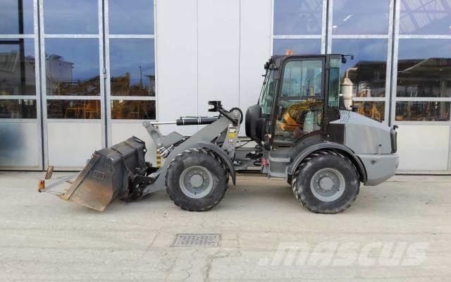 CAT 908H2 Pale gommate