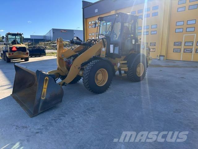 CAT 908M Pale gommate