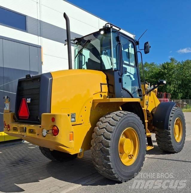 CAT 914M Pale gommate