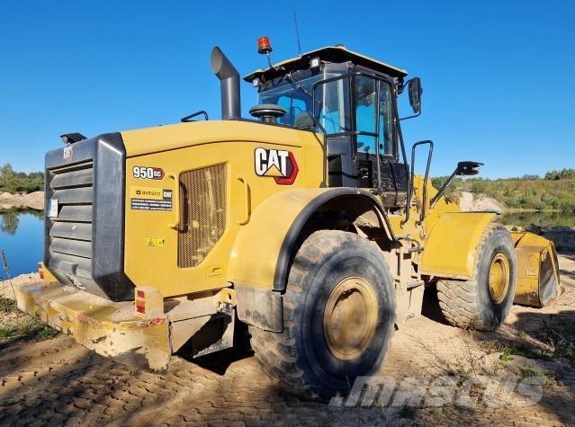 CAT 950GC Pale gommate