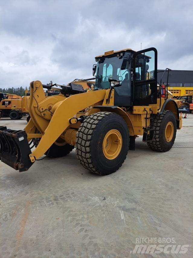 CAT 950GC Pale gommate