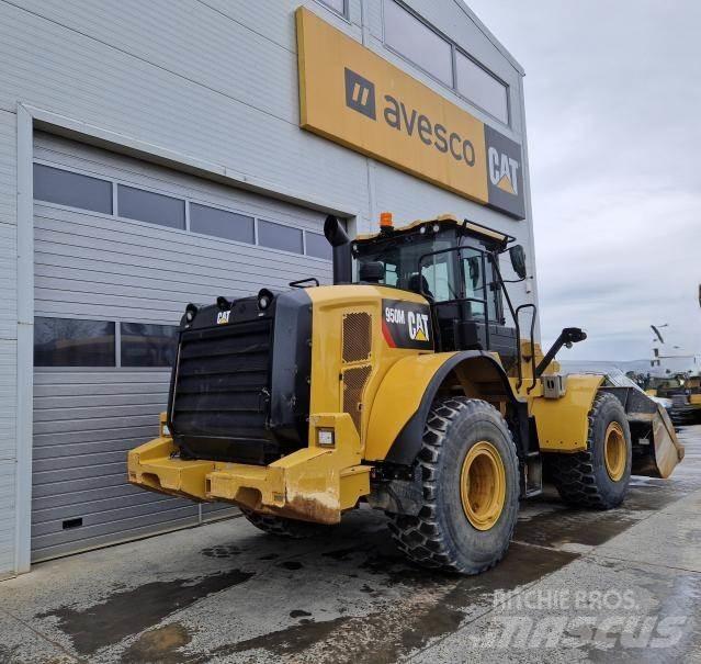 CAT 950M Pale gommate
