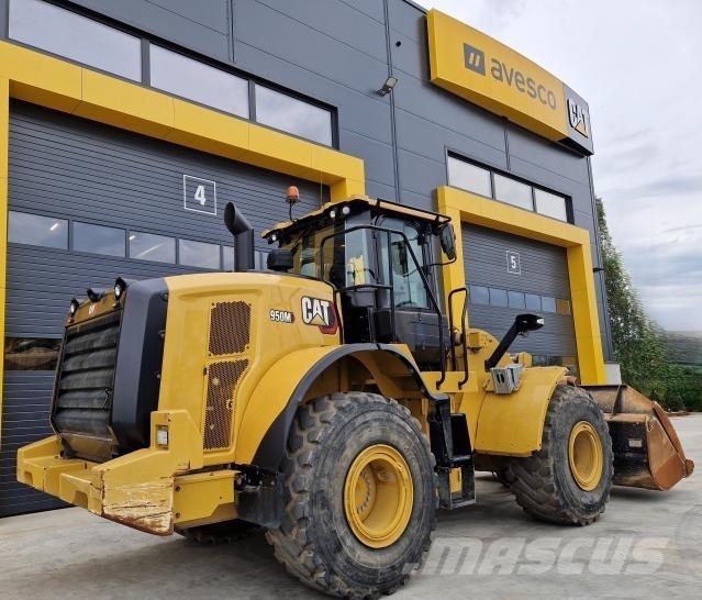 CAT 950M Pale gommate