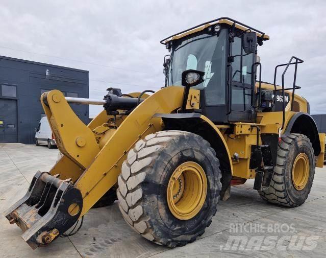 CAT 962M Pale gommate