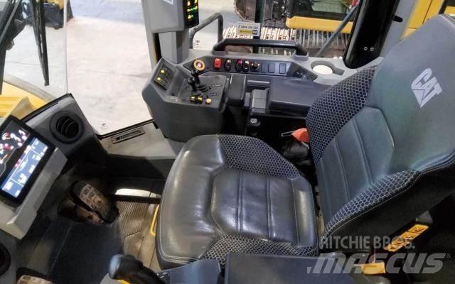 CAT 980-14 XE Pale gommate