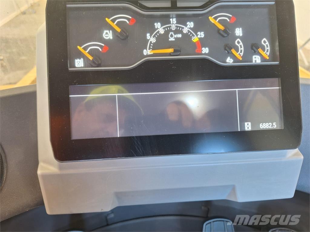 CAT 980 NG Pale gommate