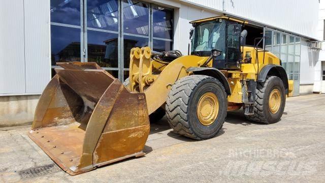 CAT 982M Pale gommate