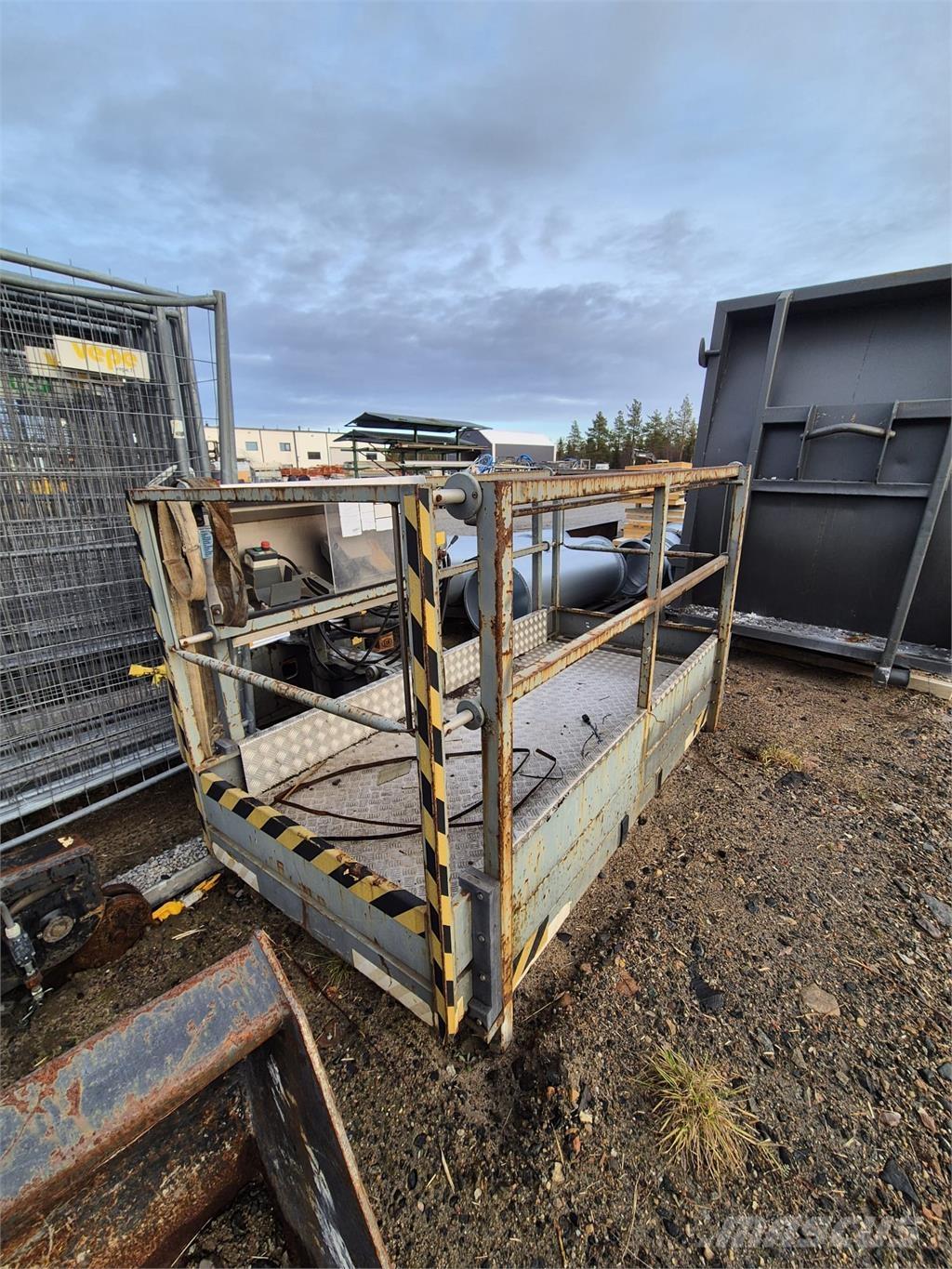 Dieci 40.25 Sollevatori telescopici