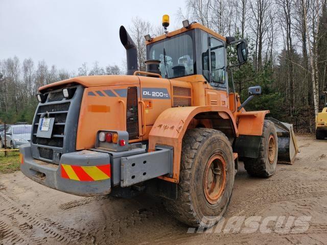 Doosan DL200 Pale gommate