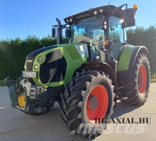 CLAAS ARION 550 Trattori