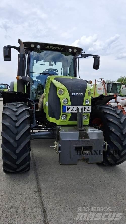 CLAAS Arion 640 Trattori