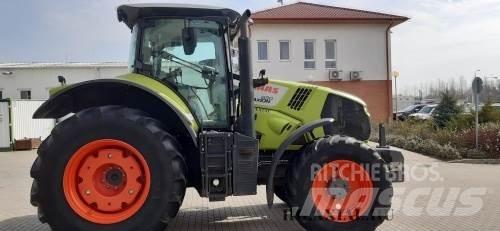 CLAAS Axion 830 Trattori