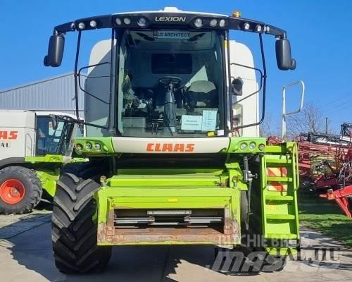 CLAAS Lexion 660 Mietitrebbiatrici