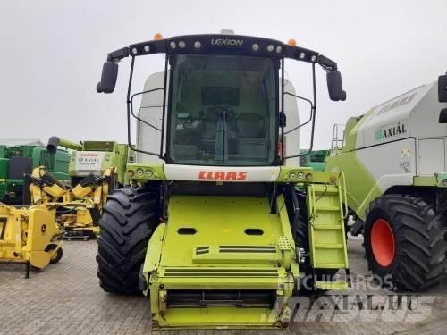 CLAAS Lexion 670 Mietitrebbiatrici