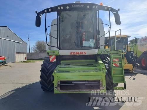 CLAAS Lexion 670 Mietitrebbiatrici